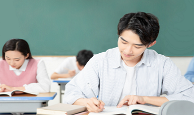 前程高考培训学校